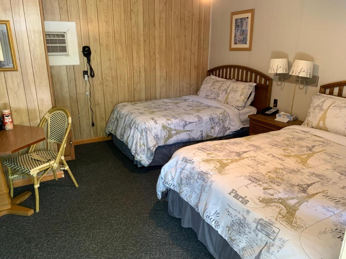 Phillips Historic Motel & Cottages Роббинсвилл Экстерьер фото